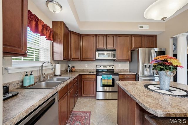 6 Monarch Trace Court 204, Chesterfield, MO 63017
