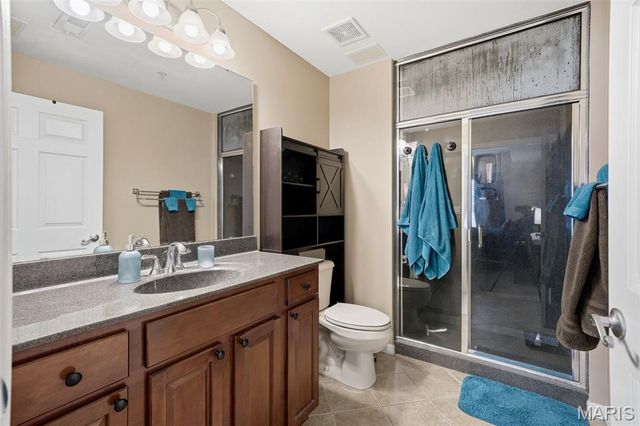 6 Monarch Trace Court 204, Chesterfield, MO 63017
