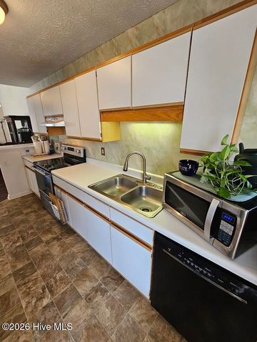 4611 White Ibis Court, Wilmington, NC 28412