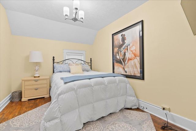 215 W Williams Street, Owosso, MI 48867