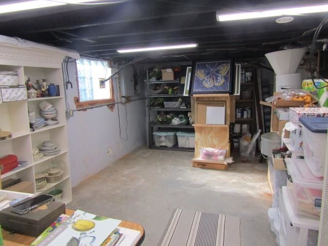 215 W Williams Street, Owosso, MI 48867