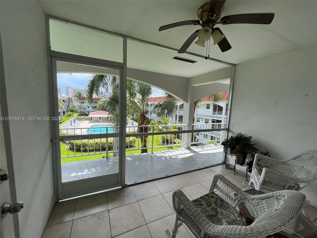 581 Blue Heron Drive 307-B, Hallandale Beach, FL 33009