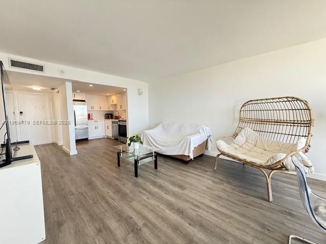 13499 Biscayne Boulevard 902, North Miami, FL 33181