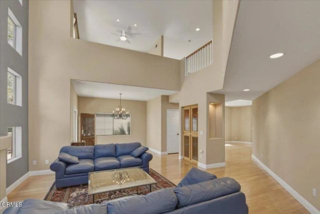 1048 Larry Court, Newbury Park, CA 91320