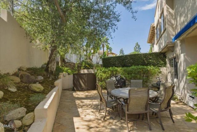 1048 Larry Court, Newbury Park, CA 91320