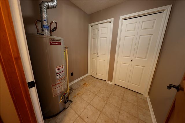 3337 Brunes Mill Road, Columbus, TX 78934