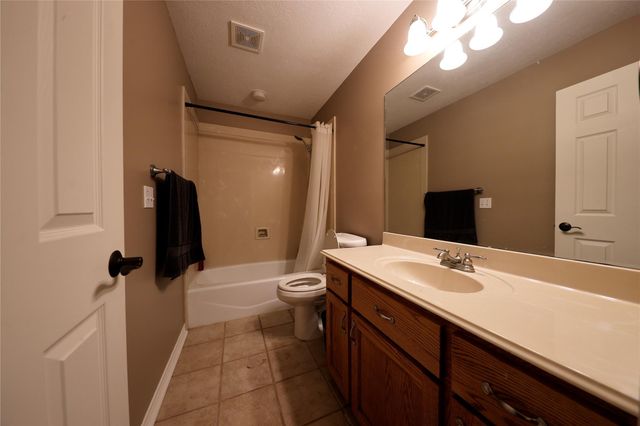 3337 Brunes Mill Road, Columbus, TX 78934