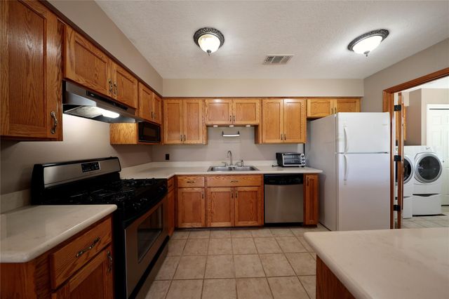 3337 Brunes Mill Road, Columbus, TX 78934