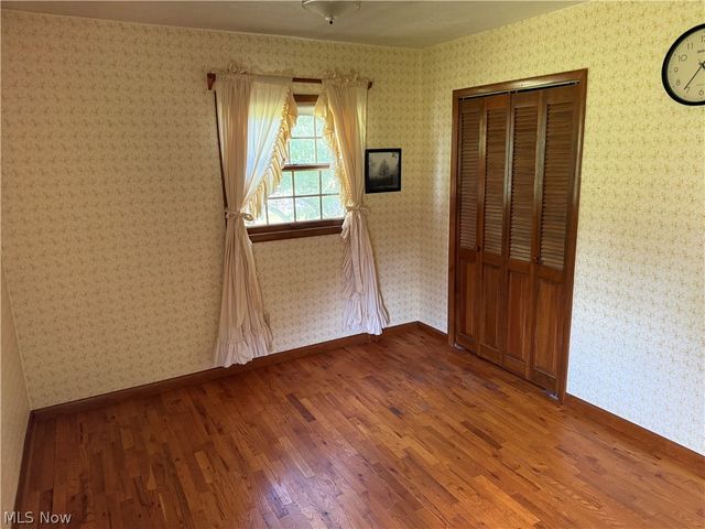 5920 Weaver Road, New Franklin, OH 44216