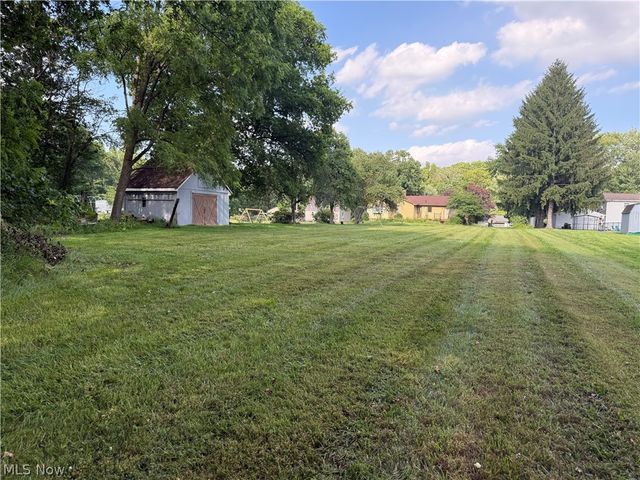 5920 Weaver Road, New Franklin, OH 44216