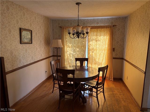 5920 Weaver Road, New Franklin, OH 44216