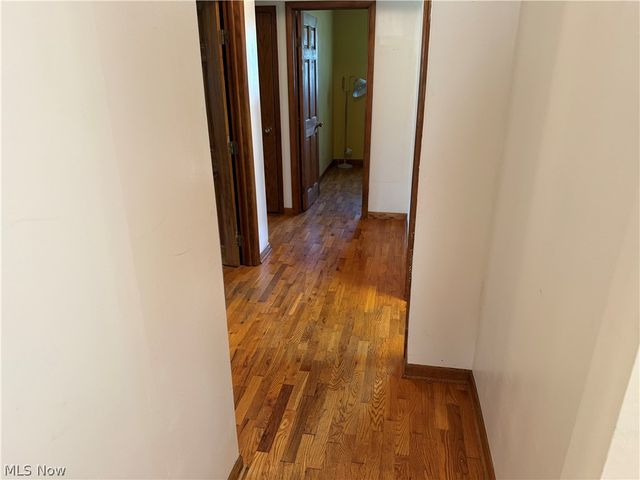 5920 Weaver Road, New Franklin, OH 44216