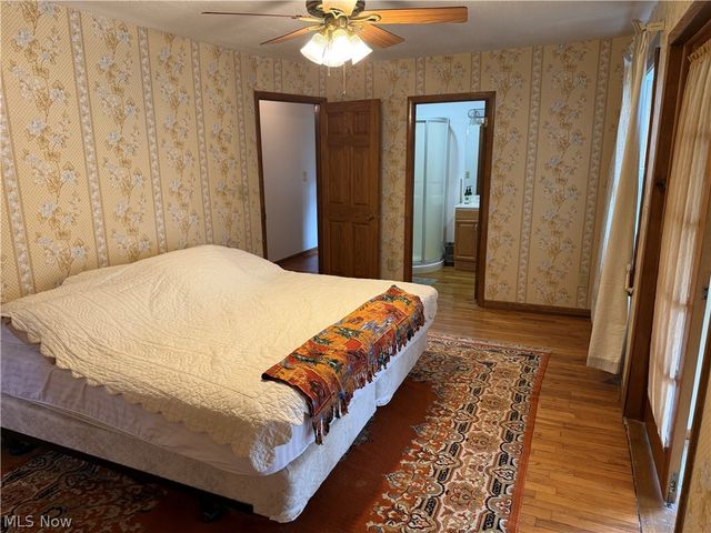5920 Weaver Road, New Franklin, OH 44216