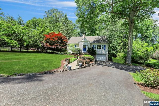 522 Helena Avenue, Wyckoff, NJ 07481