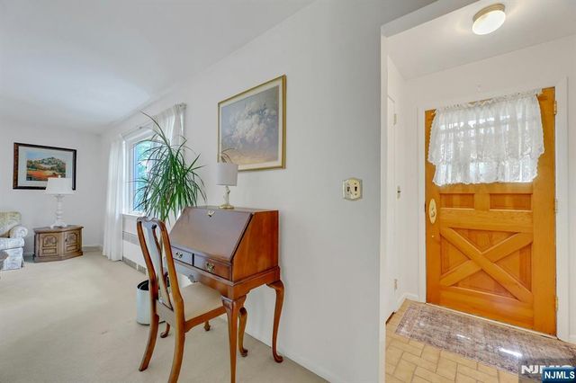 522 Helena Avenue, Wyckoff, NJ 07481