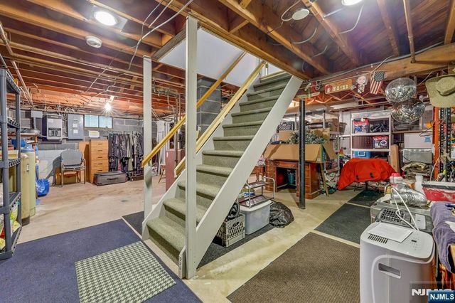522 Helena Avenue, Wyckoff, NJ 07481