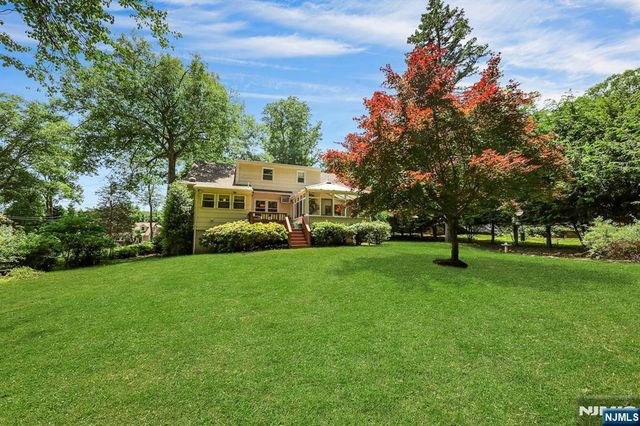 522 Helena Avenue, Wyckoff, NJ 07481