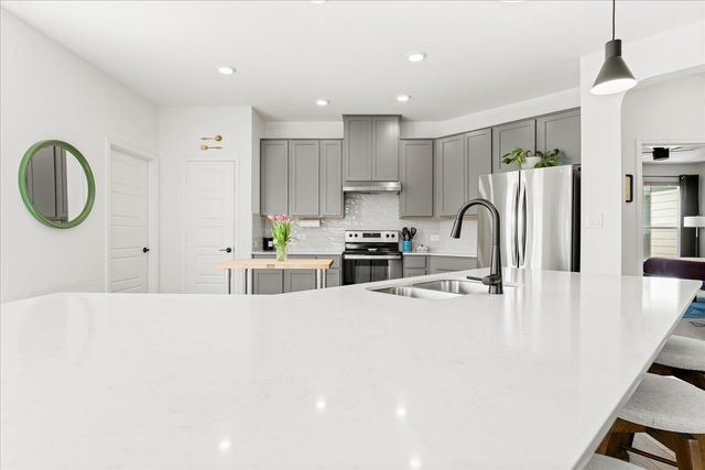 210 Maroon LN, Kyle, TX 78640