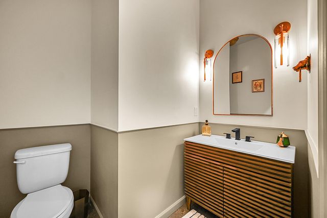 15 Lawrence Lake Drive, Boynton Beach, FL 33436