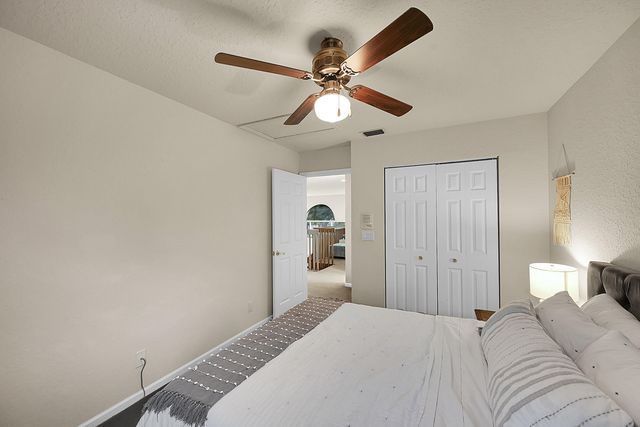 15 Lawrence Lake Drive, Boynton Beach, FL 33436