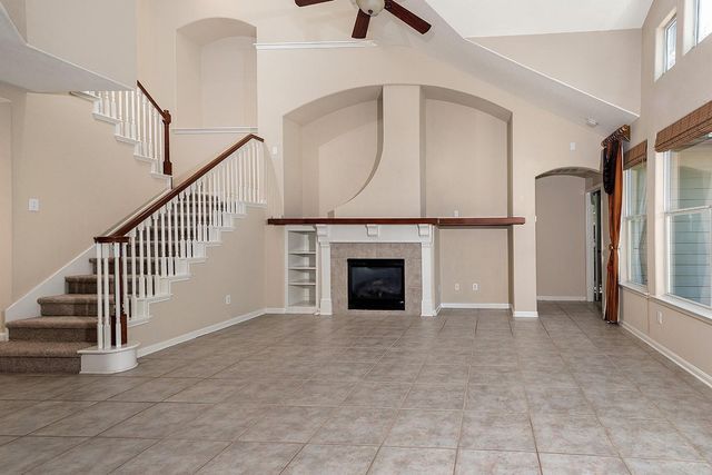 54 Longsford, The Woodlands, TX 77382