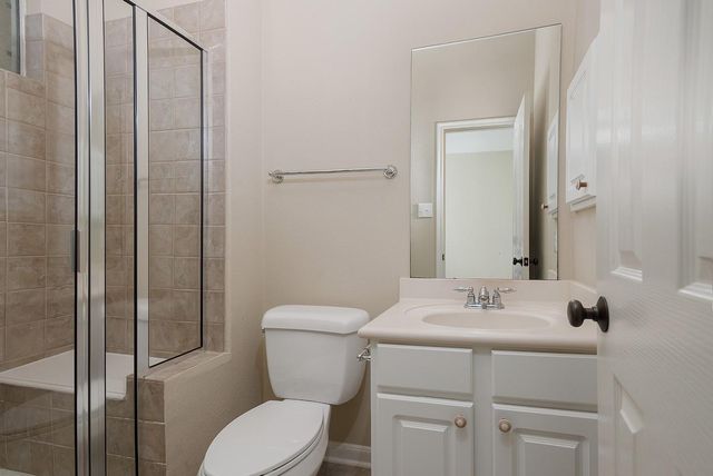 54 Longsford, The Woodlands, TX 77382