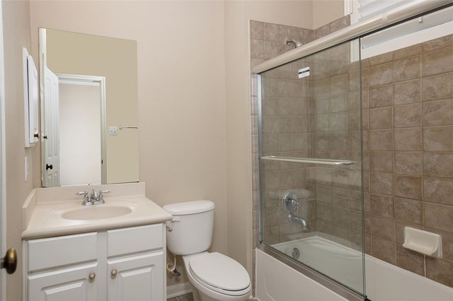 54 Longsford, The Woodlands, TX 77382
