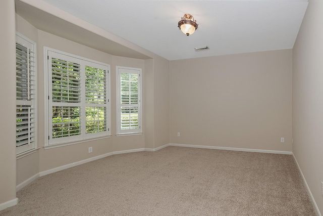 54 Longsford, The Woodlands, TX 77382