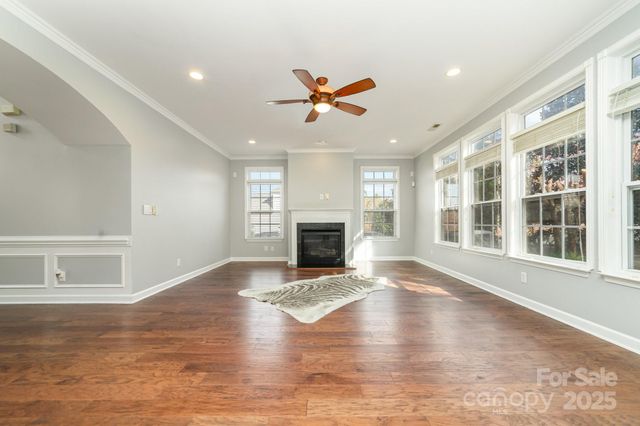 3818 Kalispell Lane, Charlotte, NC 28269