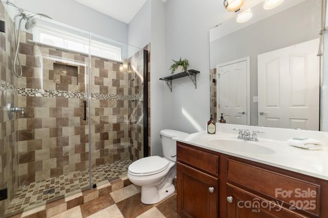 3818 Kalispell Lane, Charlotte, NC 28269