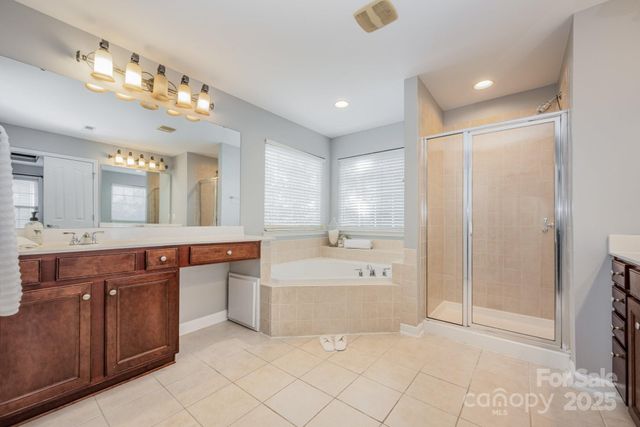 3818 Kalispell Lane, Charlotte, NC 28269