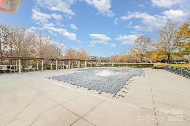 3818 Kalispell Lane, Charlotte, NC 28269