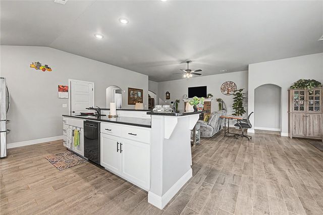 2400 Graham Lane, Pea Ridge, AR 72751