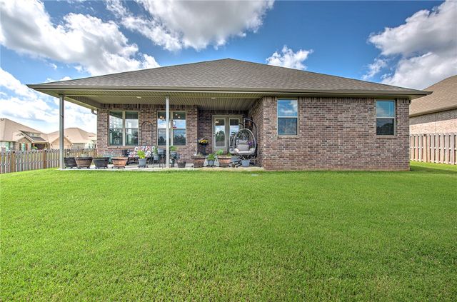 2400 Graham Lane, Pea Ridge, AR 72751