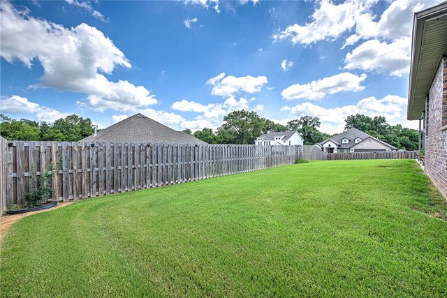 2400 Graham Lane, Pea Ridge, AR 72751