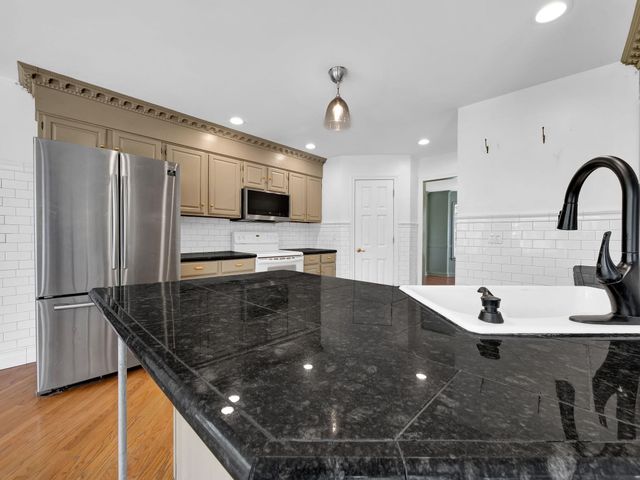 10121 Hempsteade Drive, Union, KY 41091