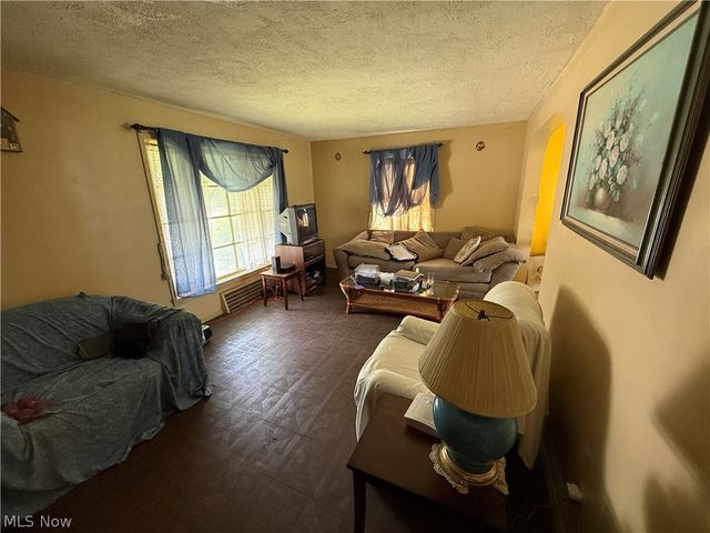 3845 E 143rd Street, Cleveland, OH 44128