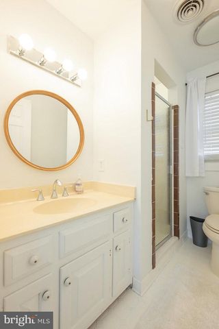 10502 CROWNCREST CT, Henrico, VA 23233