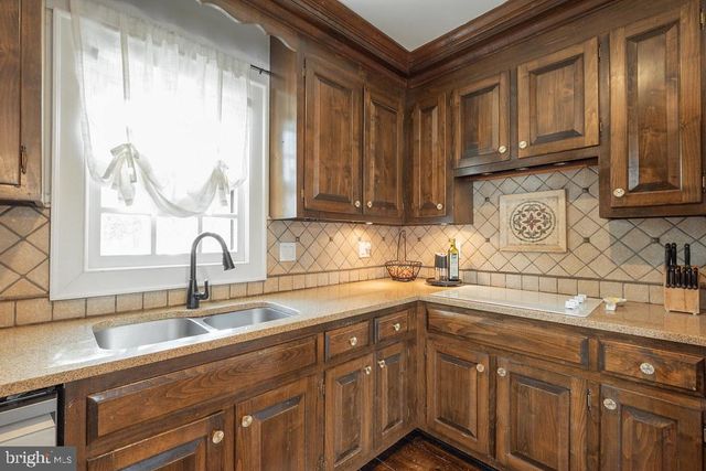 10502 CROWNCREST CT, Henrico, VA 23233