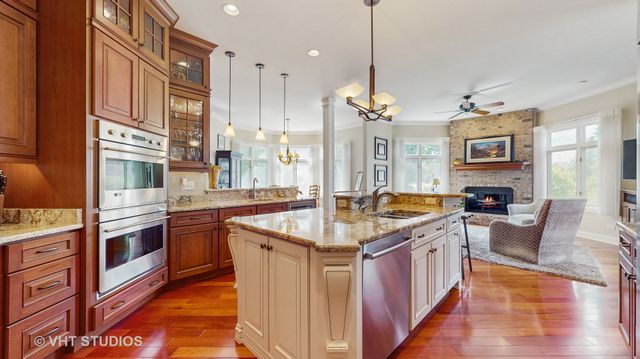 870 Legacy Ridge, Algonquin, IL 60102