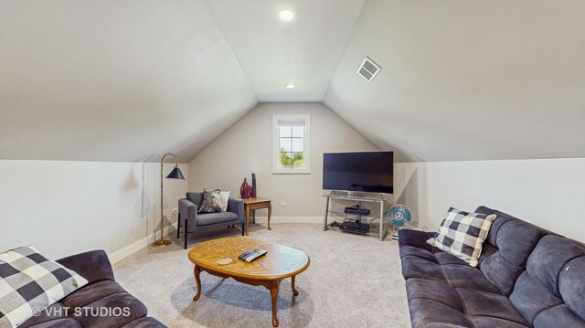 870 Legacy Ridge, Algonquin, IL 60102