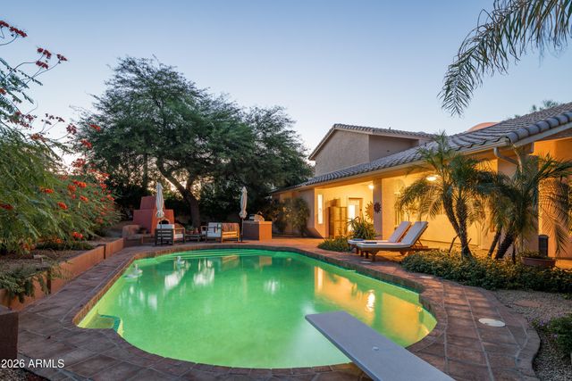 6902 E HEARN Road, Scottsdale, AZ 85254
