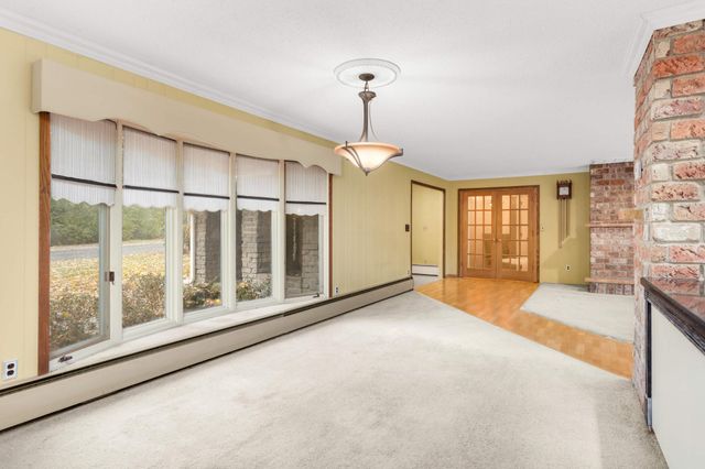 1810 Valley Curve Road, Mendota Heights, MN 55118