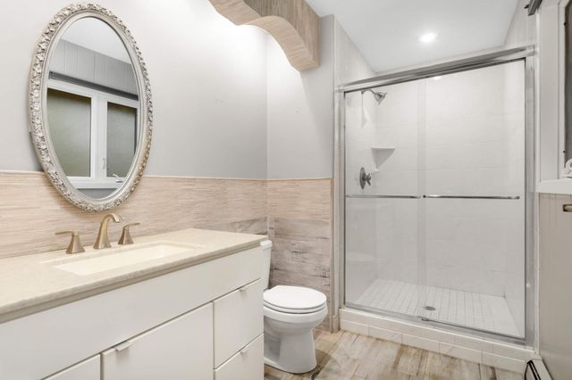 1810 Valley Curve Road, Mendota Heights, MN 55118