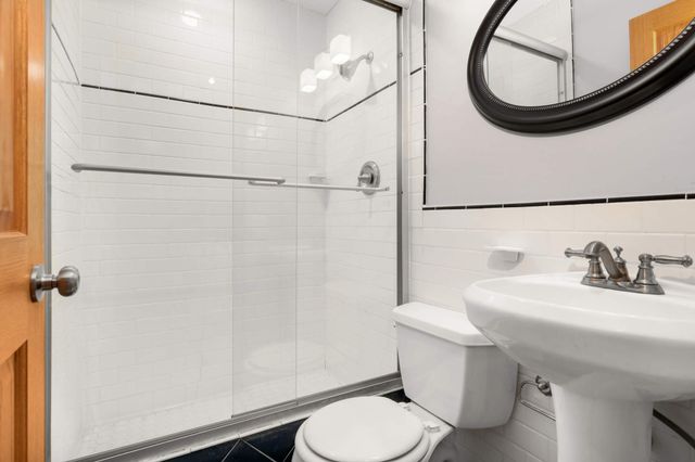 1810 Valley Curve Road, Mendota Heights, MN 55118