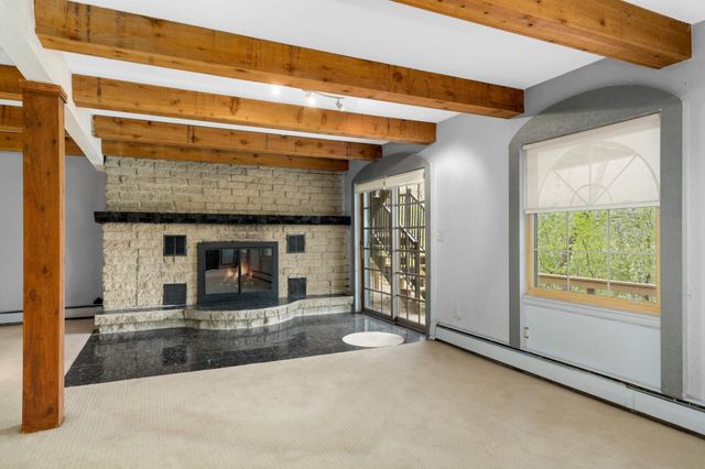 1810 Valley Curve Road, Mendota Heights, MN 55118