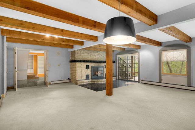 1810 Valley Curve Road, Mendota Heights, MN 55118