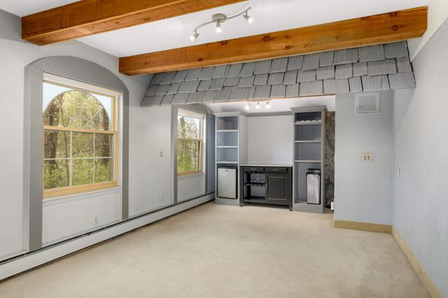 1810 Valley Curve Road, Mendota Heights, MN 55118