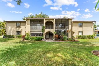 516 Shady Pine Way B2, Greenacres, FL 33415