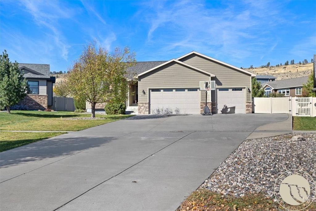 3024 Western Bluffs Blvd, Billings, MT 59106 photo 2